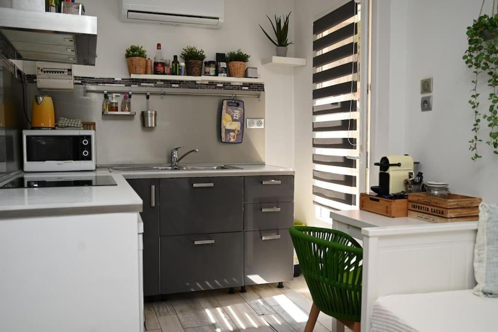Studio Cosy " La Tarente Doree " Fréjus Esterno foto